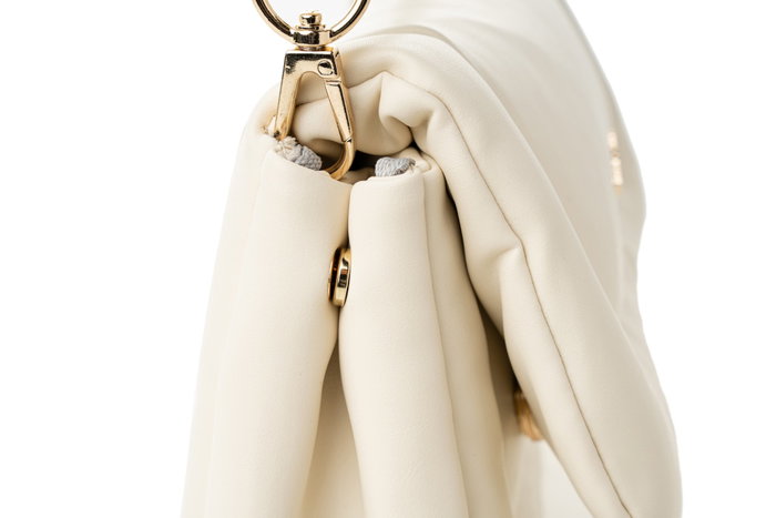 Vince Camuto Genoa - Cream
